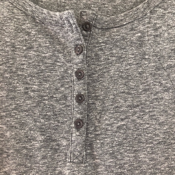 ✨5 for $25✨Mossimo(S) gray hensley style shirt. - Picture 2 of 4